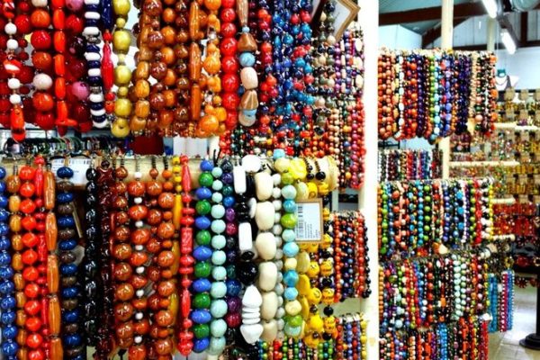 kazuri-beads-center